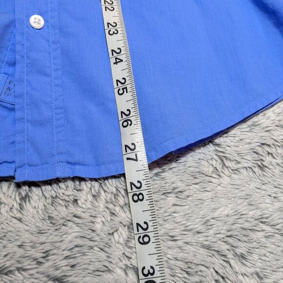 Frank & Eileen Barry Blue Blouse Featherweight Button Down Top Medium - Picture 6 of 7